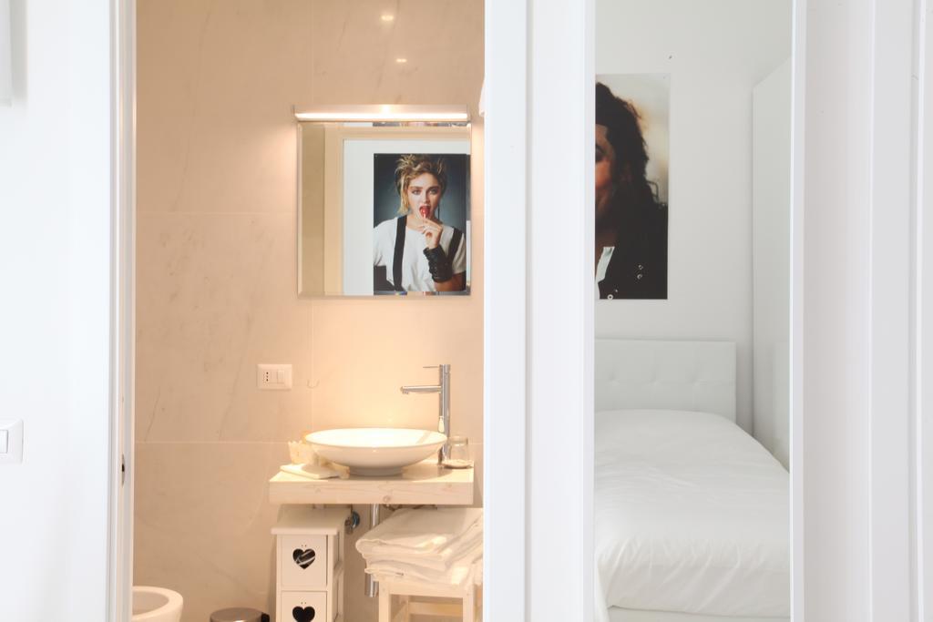 Big Johnny B Bed & Breakfast 2*